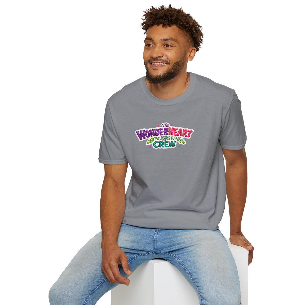 Wonderland Crew Large Logo - Unisex Minimal Retro T-Shirt