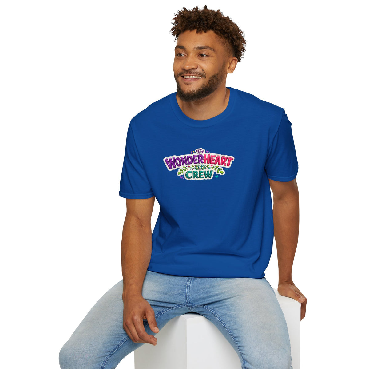 Wonderland Crew Large Logo - Unisex Minimal Retro T-Shirt
