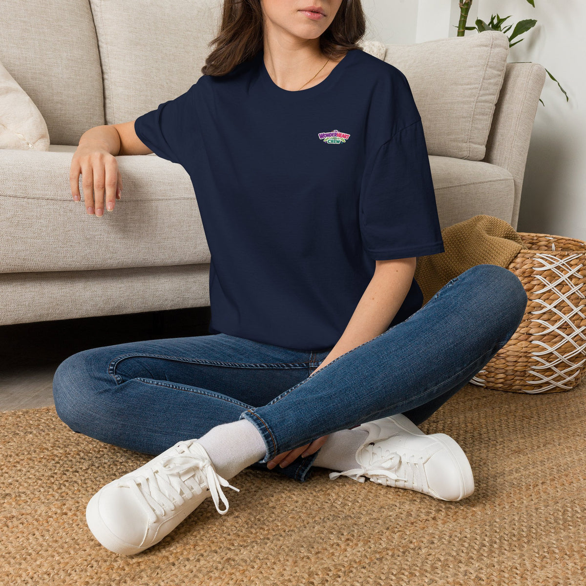 Wonderland Crew Logo - Unisex Minimal Retro Logo T-Shirt