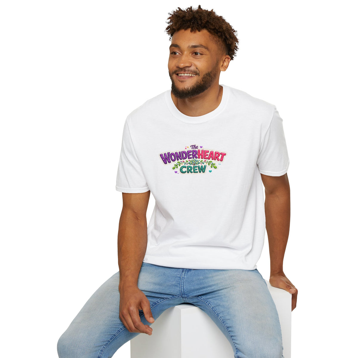 Wonderland Crew Large Logo - Unisex Minimal Retro T-Shirt