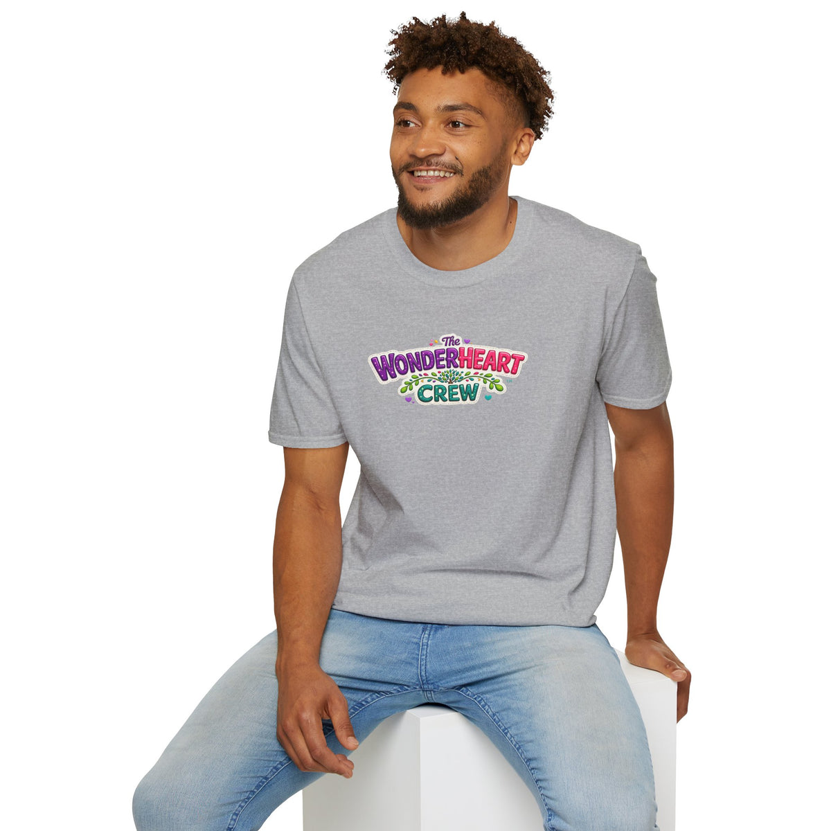 Wonderland Crew Large Logo - Unisex Minimal Retro T-Shirt